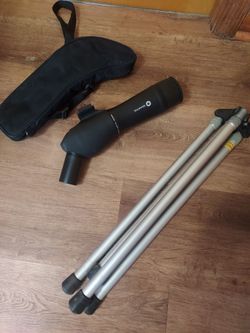 Simmons blazer 20-60x60mm blazer all-purpose portable heavy duty zoom scope range finder with case and tripod new condition used one time pick up in N