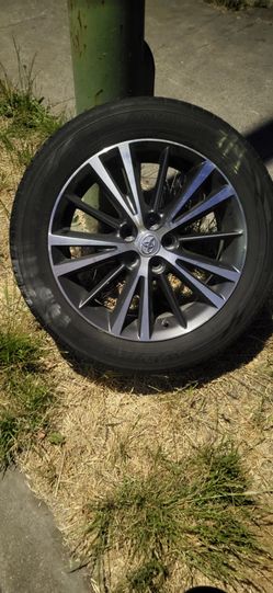 Corolla factory stock wheels w/tires.