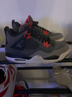 Air Jordan 4’s “Infrared”