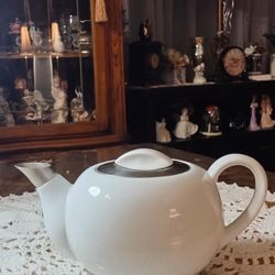 Trudeau - Bianca Ceramic  And Stainless Steel Tea Pot 