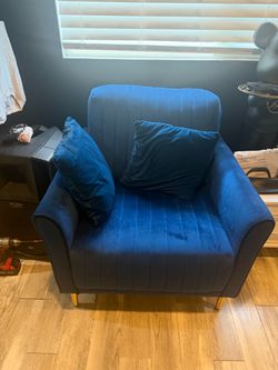 LOVE SEAT AND COUCH