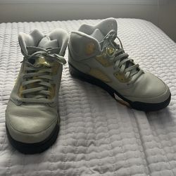 Jordan 5 Retro ‘Olive Green / Yellow’ – Size 11 – $120OBO