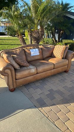 Great sofa for a man cave