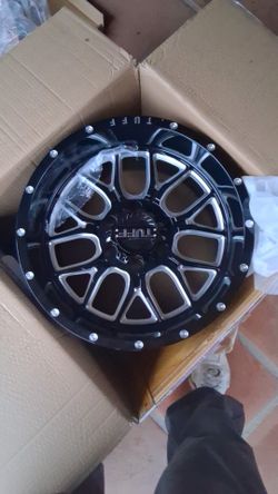 Tuff T23 18x10 6x139.7