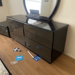 Bedroom Set,tv Entertainment Center,living Room Set,n Chair