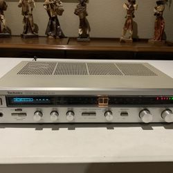  VINTAGE TECHNICS AM/FM STEREO RECEIVER