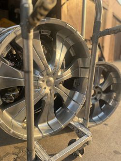 25.5 In Chrome Truck Wheels