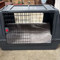 Dog Crate – Very Nice Condition