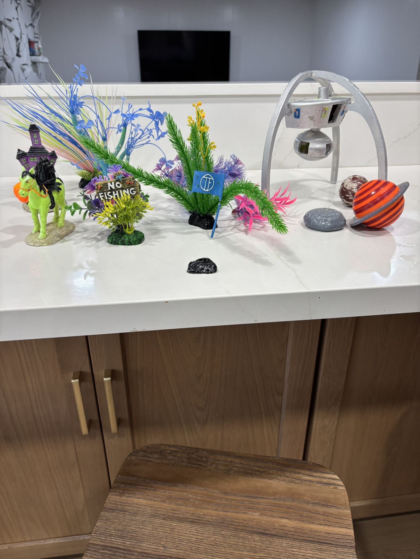 Fish Tank Decor