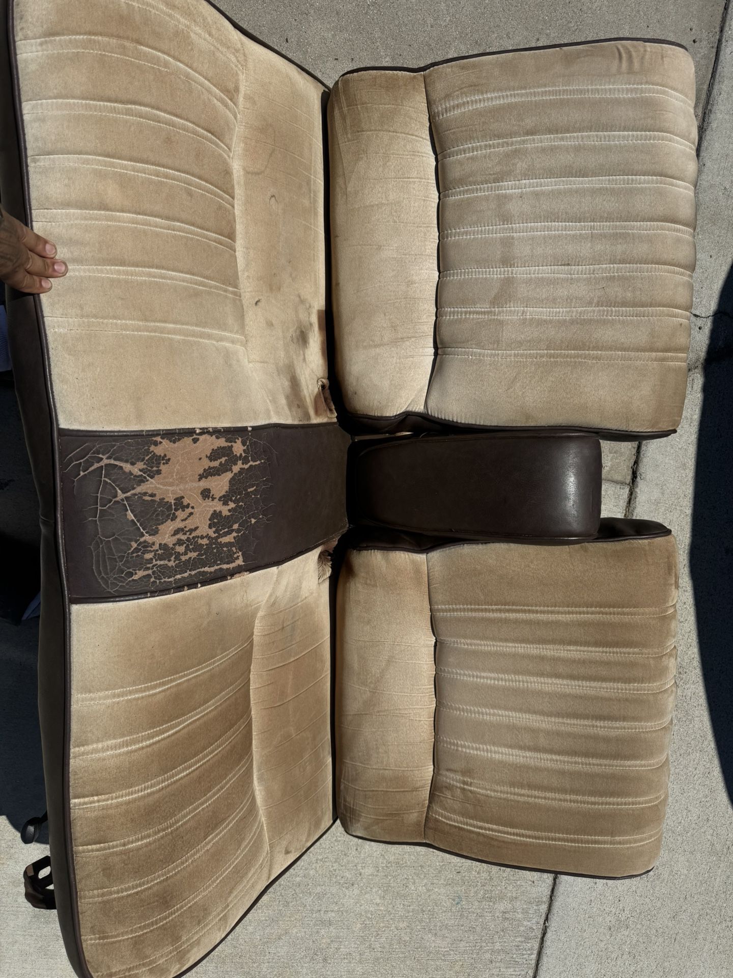 G body bench Seat