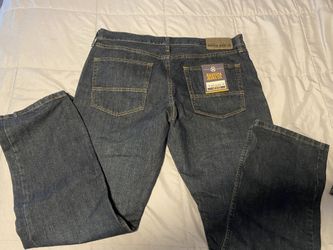 Nautica jean Relaxed Fit and Levi Signature Strauss Relaxed Fit Men’s 36 /30 NEW