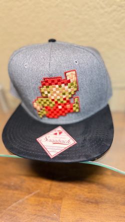 Super Mario Bros Nintendo NES GRAY PIXEL MARIO Flat Bill SnapBack Ball Cap Hat