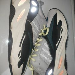 Yeezy 700