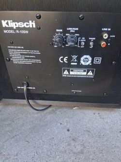 subwoofer’s low-frequency tones with other Klipsch speakers as well as establish the ideal level of bass.