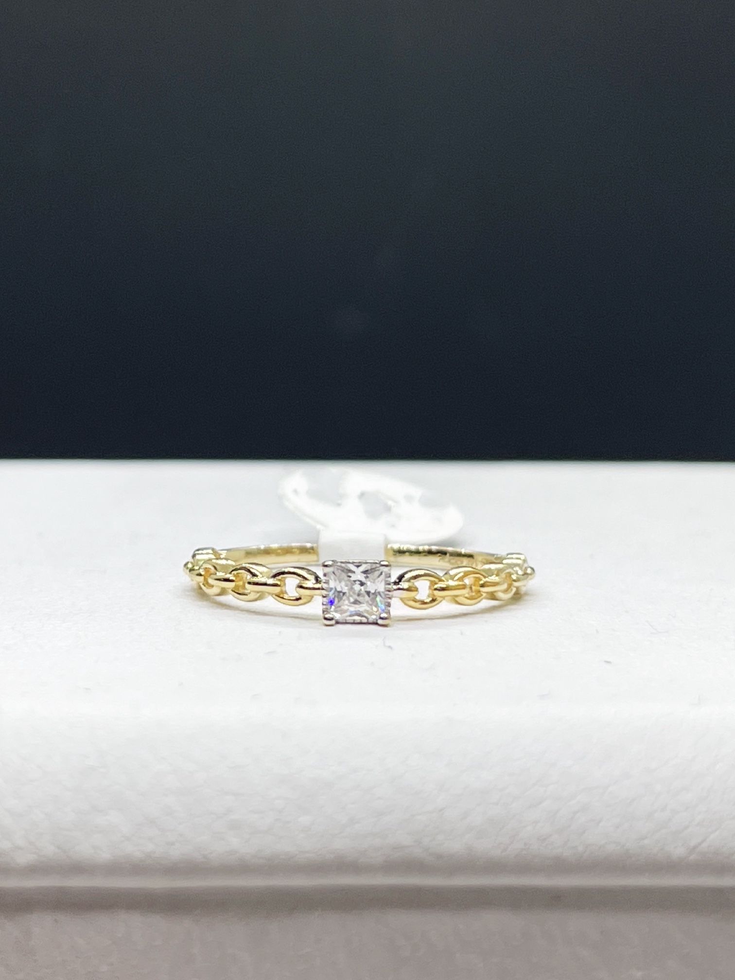 14k Solid gold Engagement ring