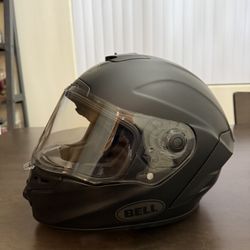 Bell Star DLX Mips (Large)