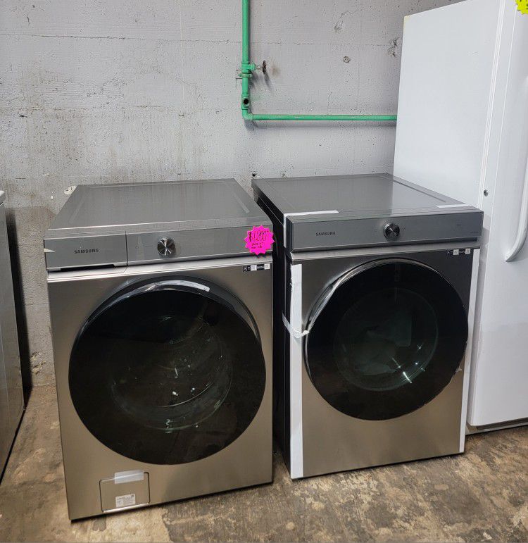 New Scratch And Dent Samsung Bespoke  Front Load Washer And Electric Dryer Set 6-months Warranty 