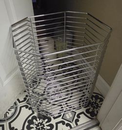 Laundry Hamper wore basket on wheels 21h 18L 16w