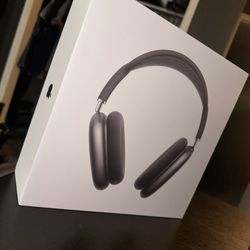 NEW Apple AirPod Maxes Space Grey