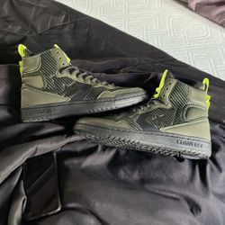 Converse Shoes Size 9