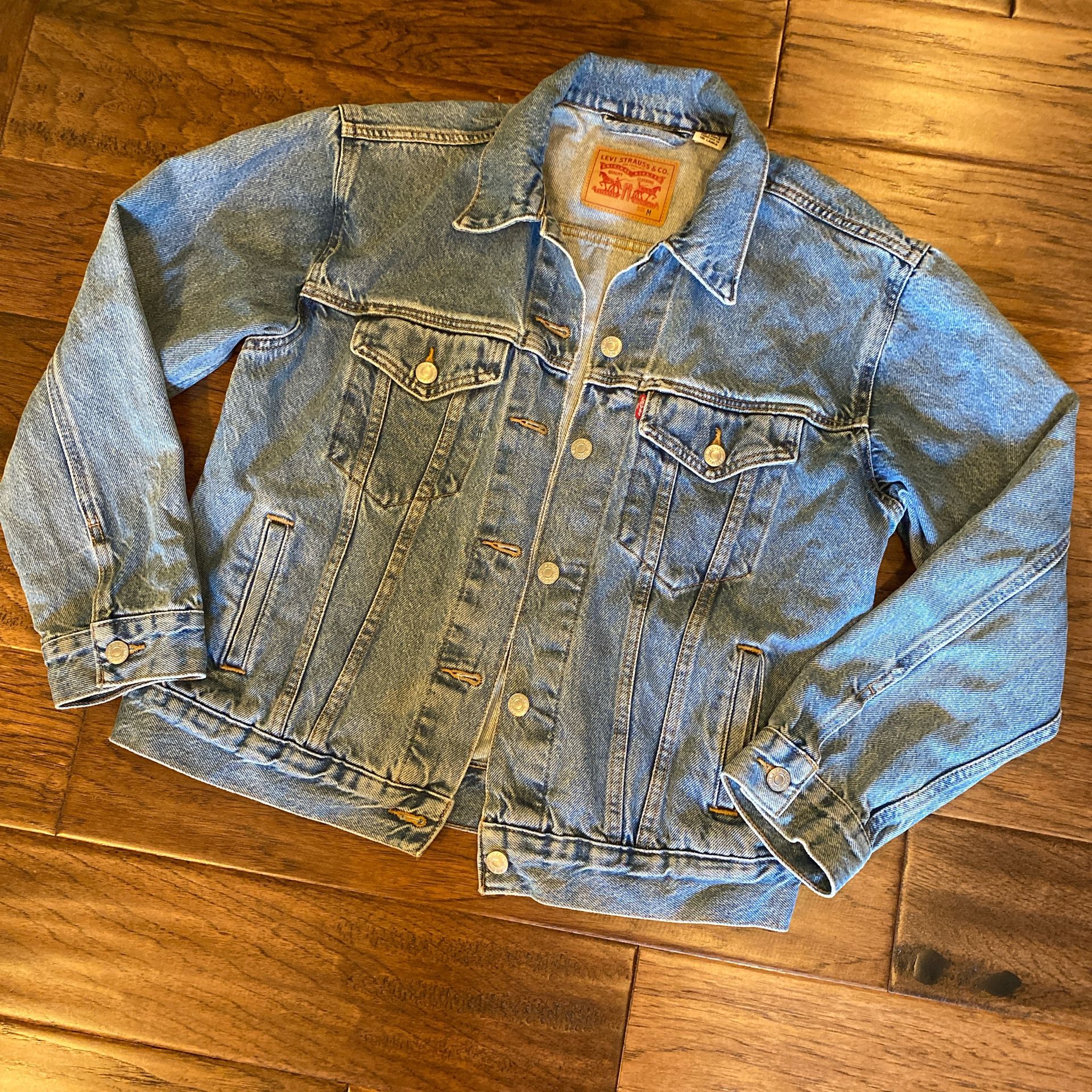 Womens Size Medium Levi’s Jacket