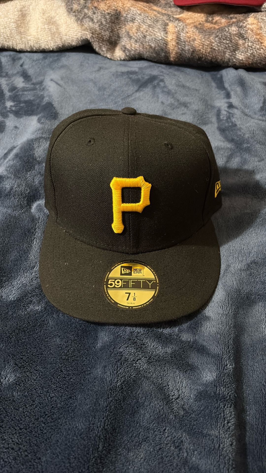 Pittsburgh Pirates 7 1/8 Fitted Hat New Era