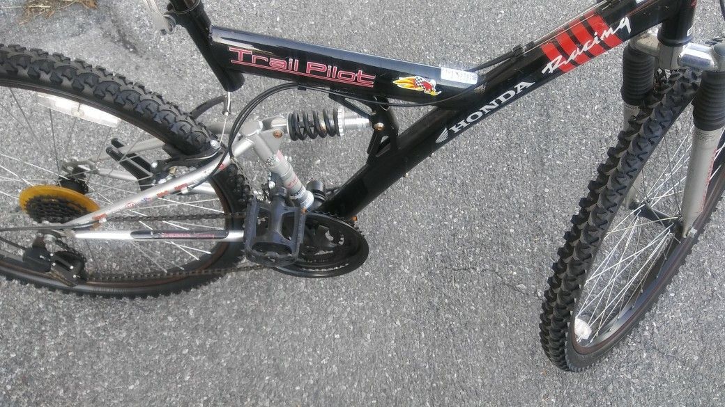 Honda Racing Trail Pilot 21Speed Bike NEW CONDITION for Sale in Ephrata PA OfferUp