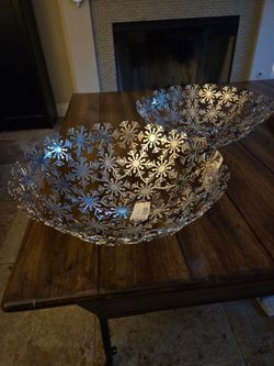 Christmas Snowflake Metal Bowls NEW