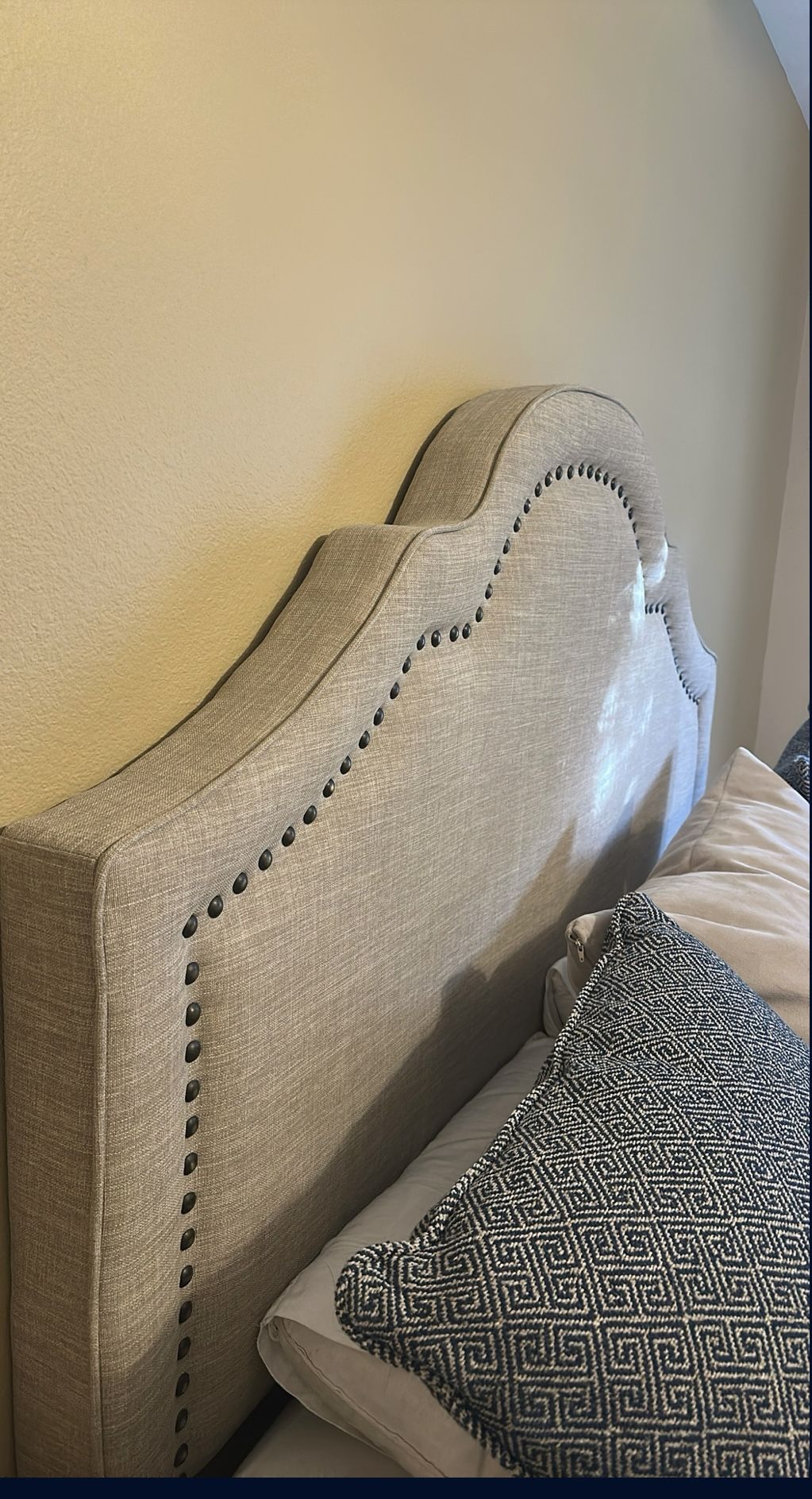 Tempur-Pedic queen mattress + headboard + box spring