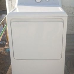 Washer (GE) Dryer (GE/propane) Hotpoints and Refrigerator (Frigidaire)