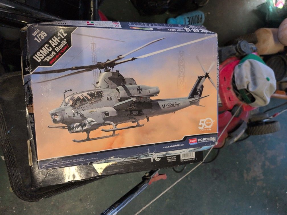 Helicopter Model