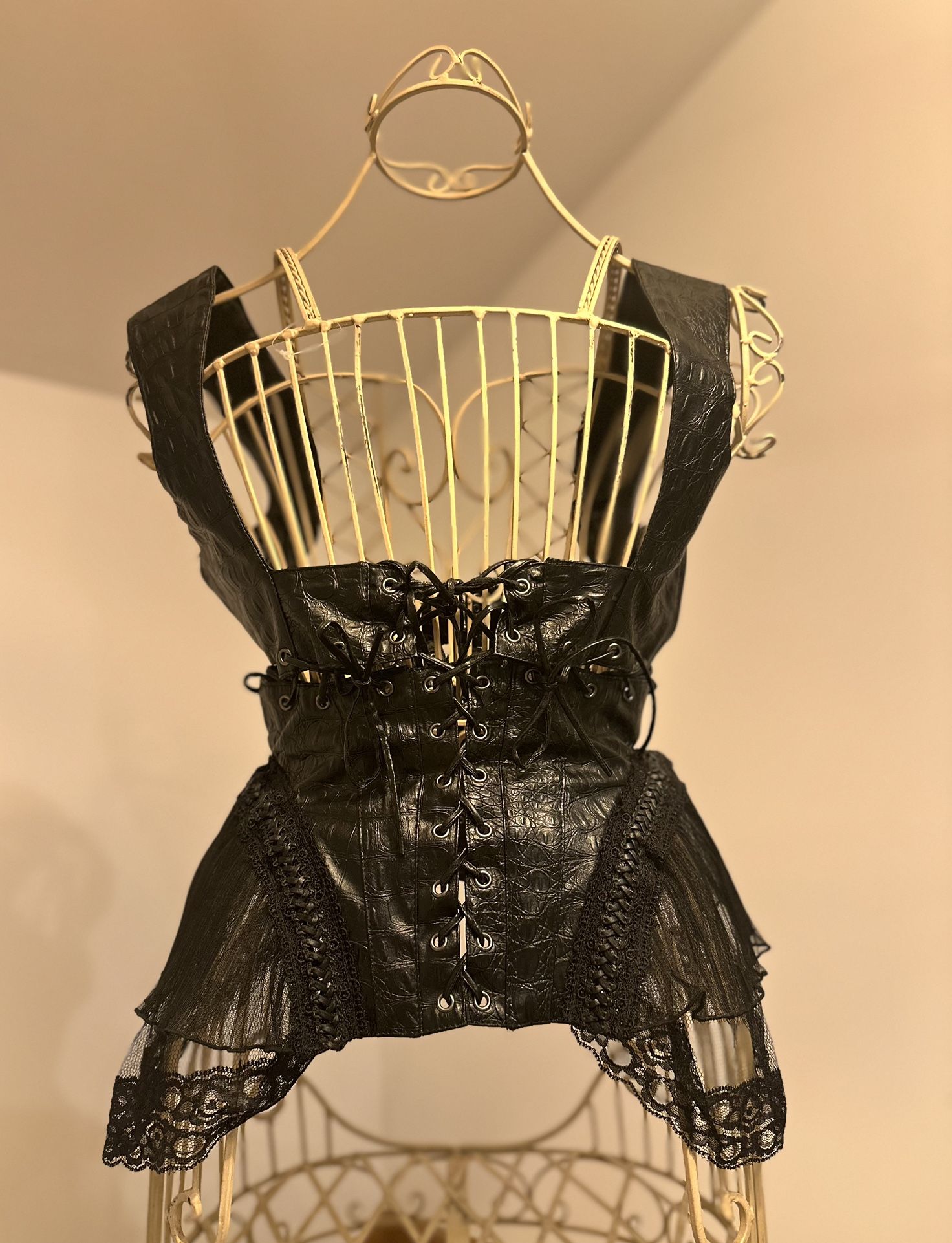 Genuine Leather Corset Top with Lace & Mesh Details – Gothic Victorian Style
