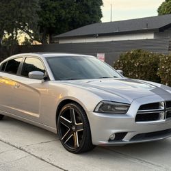 2014 Dodge Charger SXT