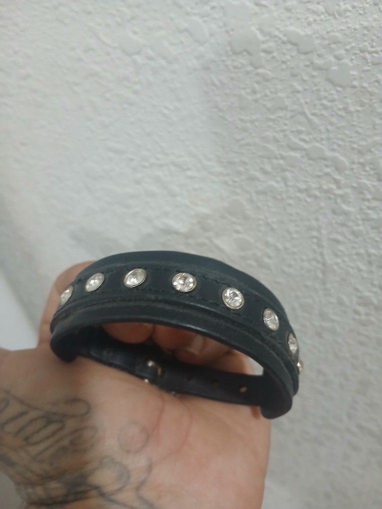 WOMEN'S LEATHER BRACELET 13$