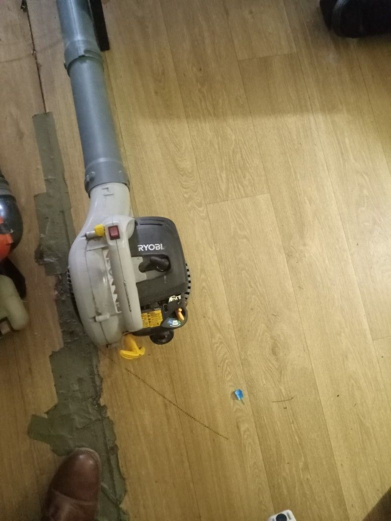 Ryobi Handheld Leaf Blower