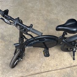 $240 Used  Jetson Bolt Pro Folding E-Bike
