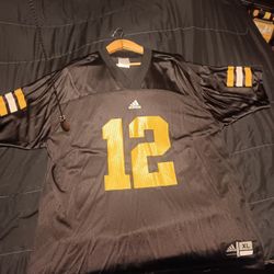 Black And Yellow Jersey With V-neck Number 12