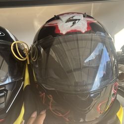Motorcycle helmet