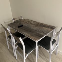 Dinning Table 