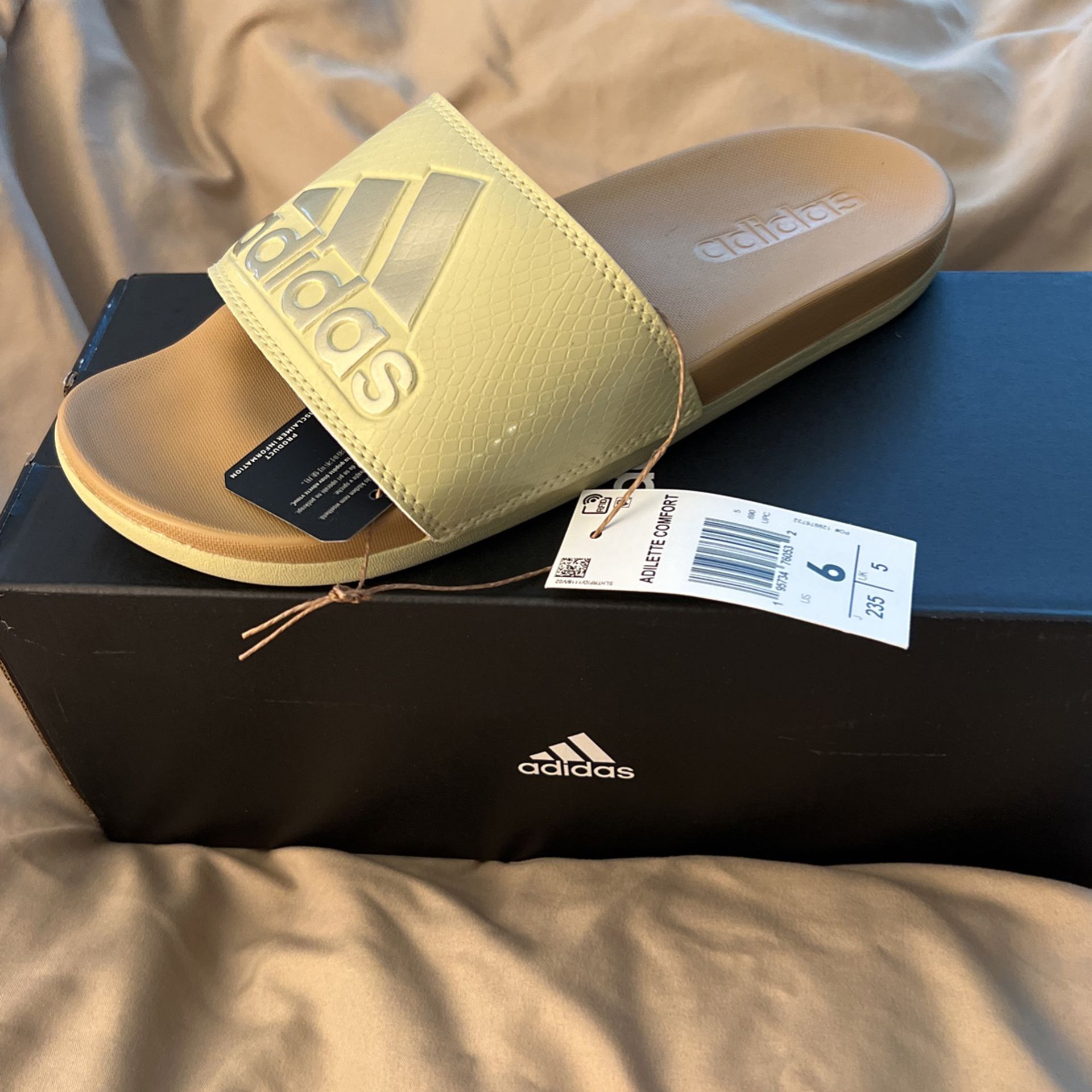 New adidas Slides With for Sale in Chula Vista, CA - OfferUp
