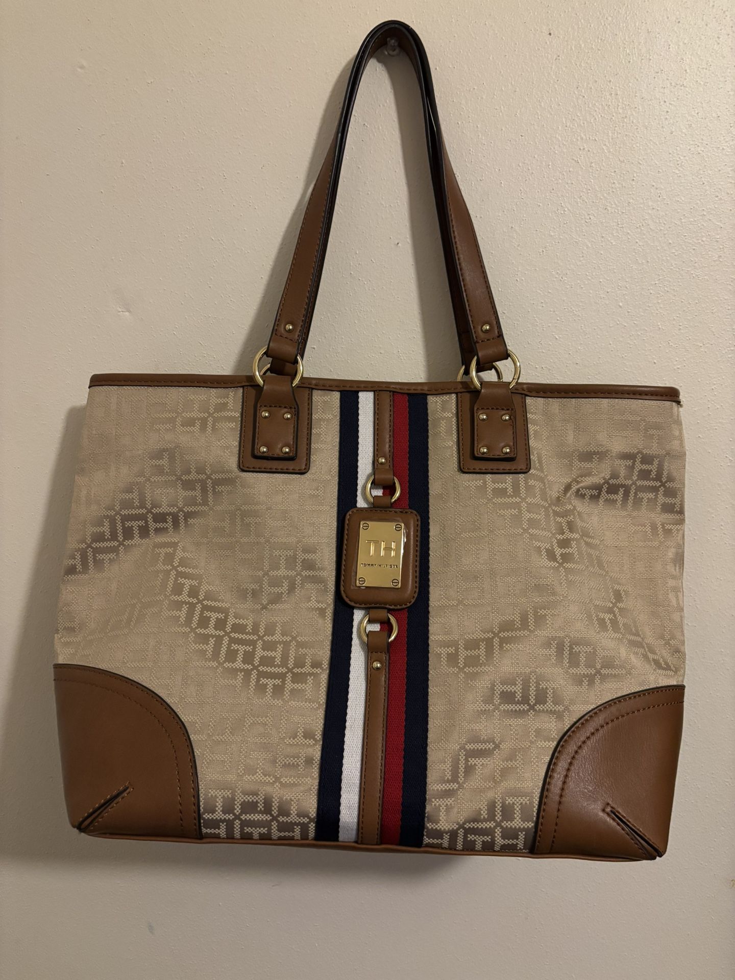 WOMEN’S TOMMY HILFIGER PURSE