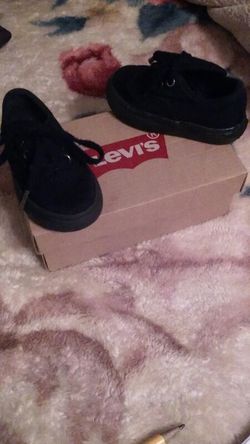 Levi's size 5