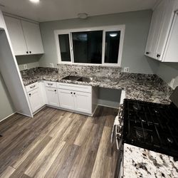 Kitchen Countertops, Vanities, Bathrooms, Fireplaces, Bar Top, Tables Of Granite, Marble, Quartz, Quartzite, Ceramics, Etc!