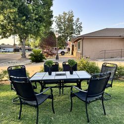 PATIO SET $400 SERIOUS BUYERS ONLY 