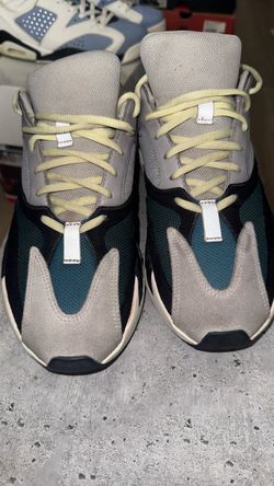 Yeezy Boost 700 Wave Runner