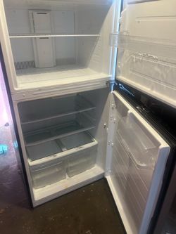 Top Freezer Refrigerator