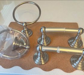 Bathroom Hardware