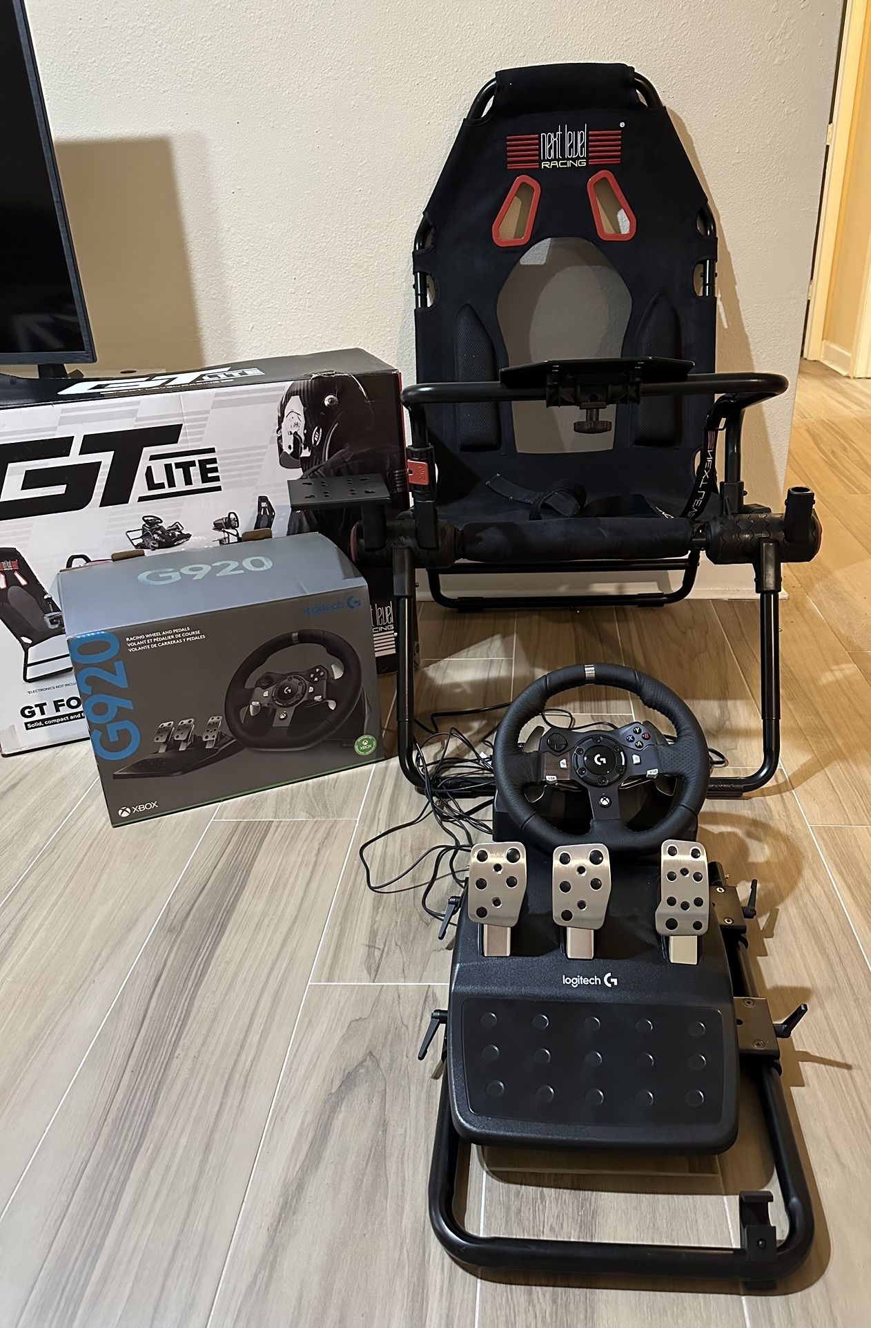 Logitech G920 w/ Next level Racing GT Lite Chair for Sale in Tampa, FL ...