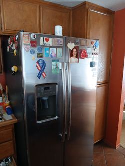 Stainless Steel Side-by-Side Refrigerator with Ice Maker