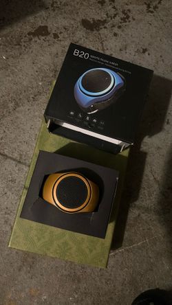 Bronze Bluetooth Music Watch  HALF OFF BUNDLE HOLIDAY DEAL